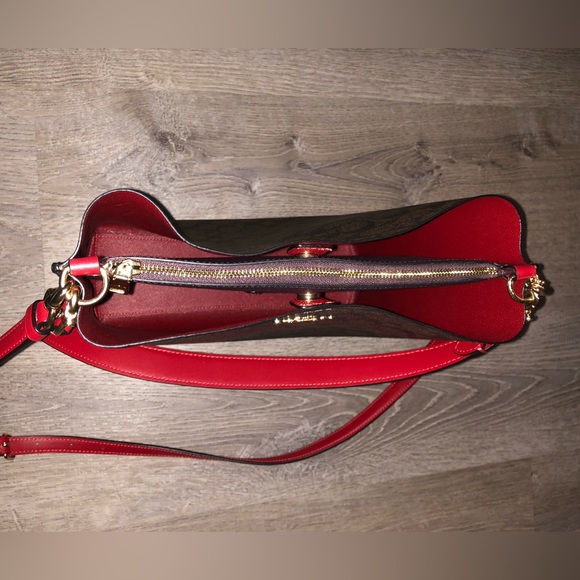 Coach Brown and Red Signature Shoulder Bag - Picture 6 of 14